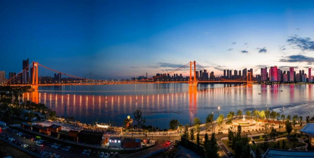 武昌湾滨江实景（图源：楚天都市报）